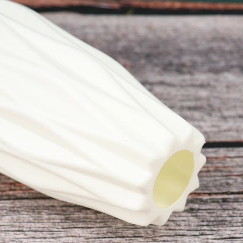 1PC dimanta raksts plastmasas gluda vāze balta imitācija keramikas puķu pods biezs un izturīgs viesistabas guļamistabas mājas dekorā