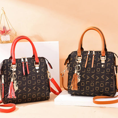 Módní anglický dopis kabelka Žena pu kožená střapkální taška horní řezaná taška Luxusní taška na rameni s velkou kapacitou dáma tote design kabelka
