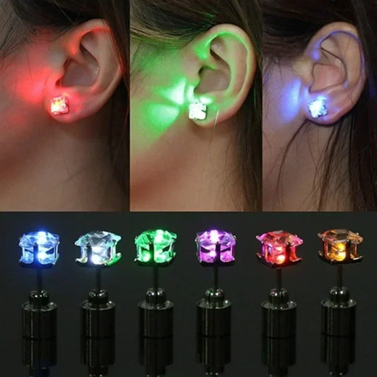 1 pár Light Up LED Bling Ear Stud Prings Korean of Flash Zircon Ascessories pro párty ženy vánoční záře, hůl