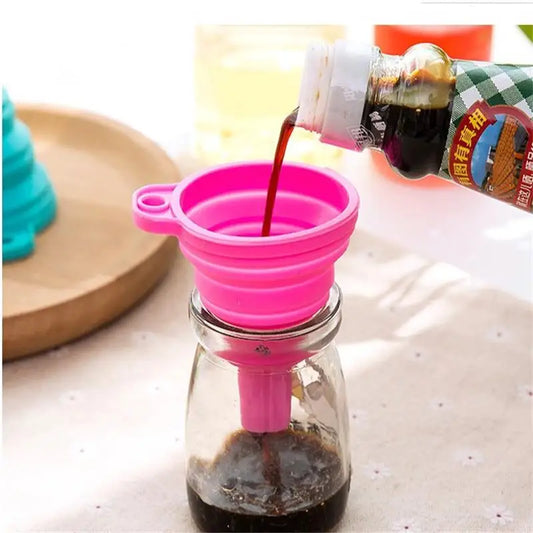 1PC Červená silikonová trychtýř Mini Multifunkční pohodlné kuchyňské skládací a dílčí balení Nástroje kuchyňské potřeby